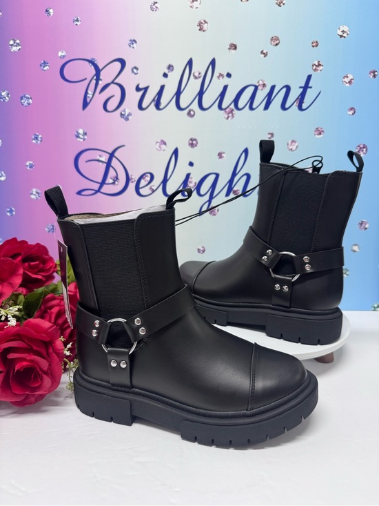 art class Other - 🖤NIB GIRLS ADORABLE MOTO BOOTS